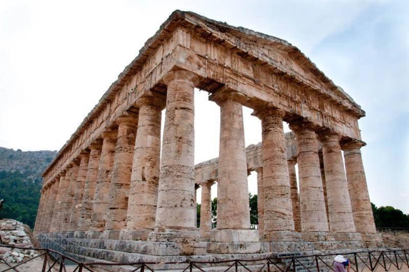 Апартаменты La Domus Di Segesta Калатафими Экстерьер фото